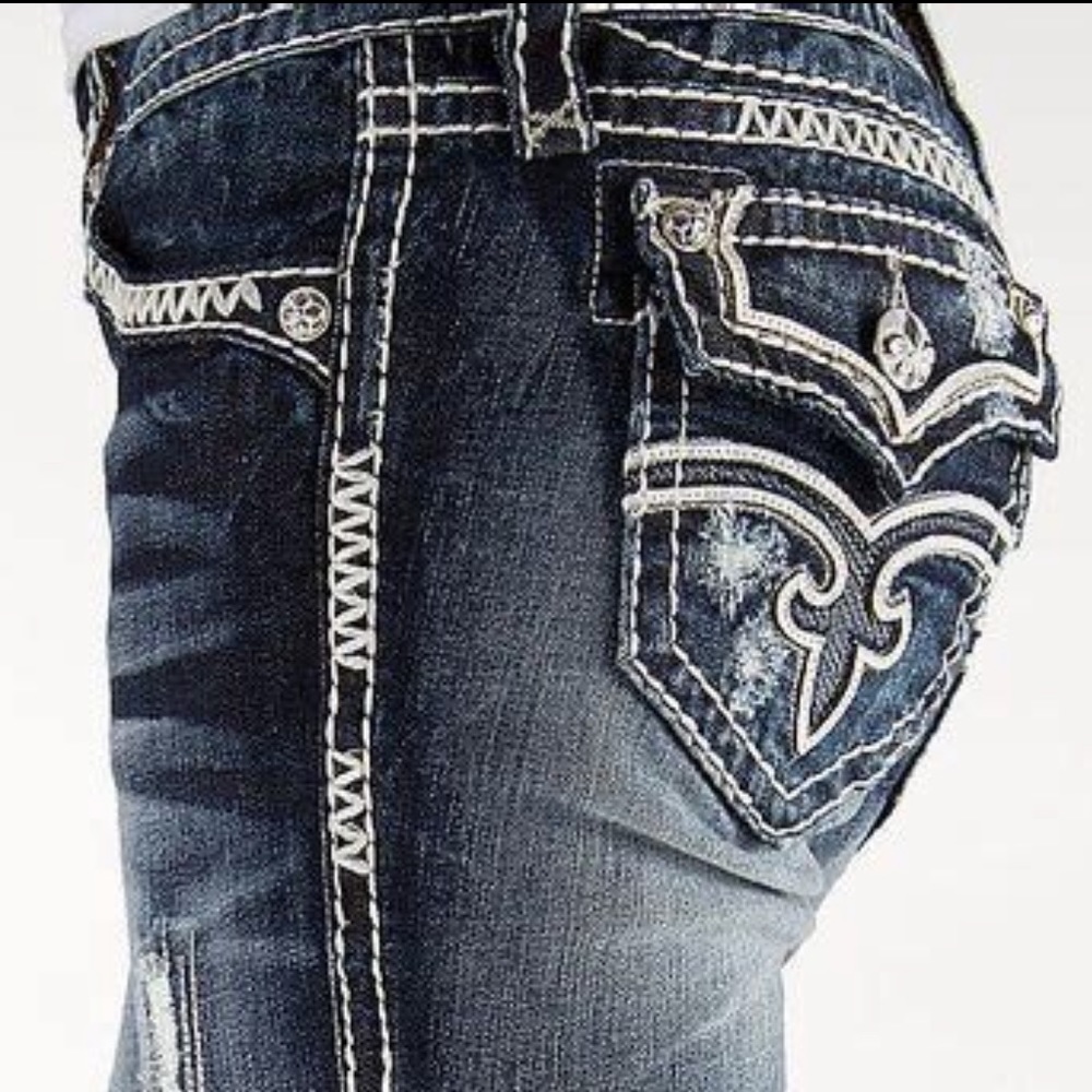 Rock Revival Distressed Essie Cropped Jeans